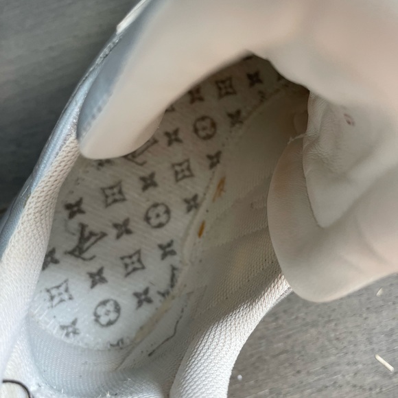 LOUIS VUITTON Metallic Archlight Chunky Sneakers, size 36 - Picture 7 of 11